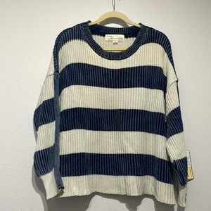 Vintage Havana boutique brand size small m, ivory and navy striped sweater